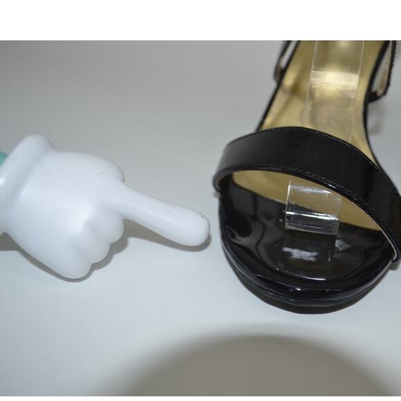 Thalia Sodi Black Patent Leather Sandals Heels Strappy 8.5 - Picture 3 of 14